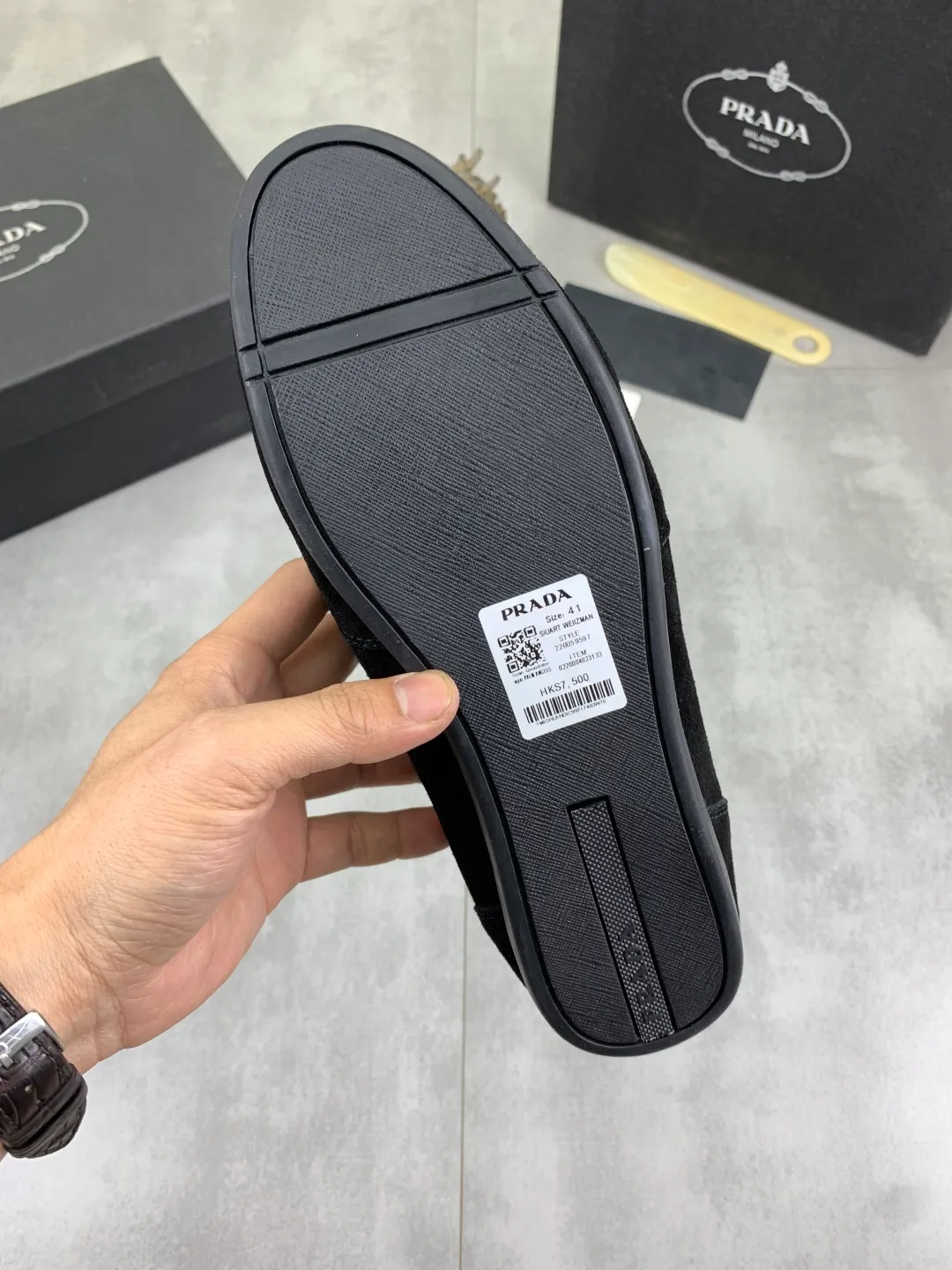 Men's Men's Shoes💰P440💰[New Style] The latest classic model of high-quality PRADA breathable and comfortable men's shoes has been launched on the official website in 1:1 reproduction, synchronized in Hong Kong counters and on the same catwalk; all made of calfskin with breathable mesh fabric ➕Imported soft and comfortable sheep Leather lining, 🍡🍡original 1:1 rubber outsole, non-slip and wear-resistant; comfortable to wear, attractive style, fine workmanship, and simple and neat shoe last, showing a man's courage and toughness, 👍size 38 to 44; 4️⃣colors🉑️ to choose from
